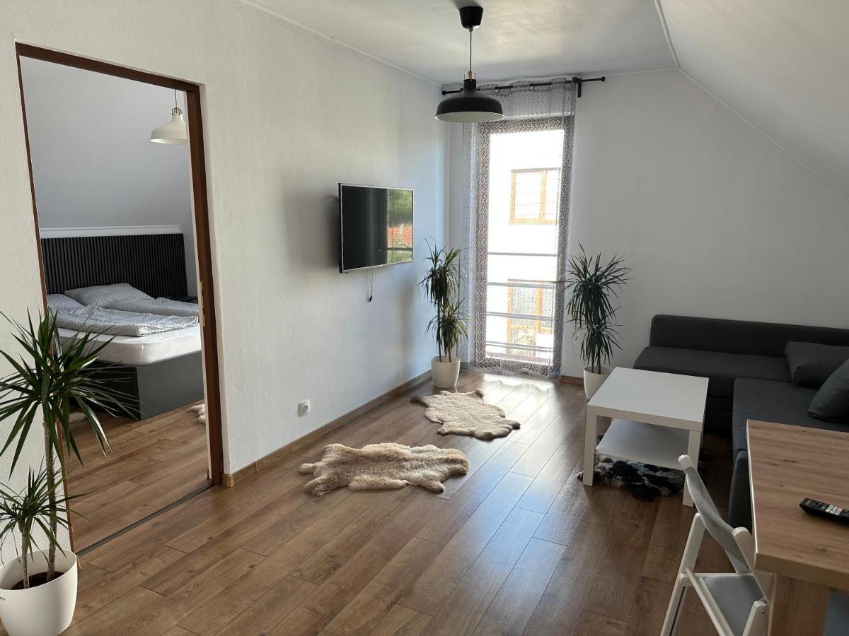 Bokorlak 4 Apartment โอดอร์เฮอู เซกุยเอสก์ ภายนอก รูปภาพ